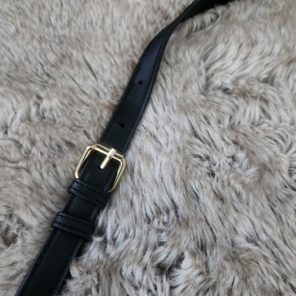 Christian Lacroix Lucie Crossbody Camera Bag Black Faux Leather Gold Lock Detail - Picture 12 of 16
